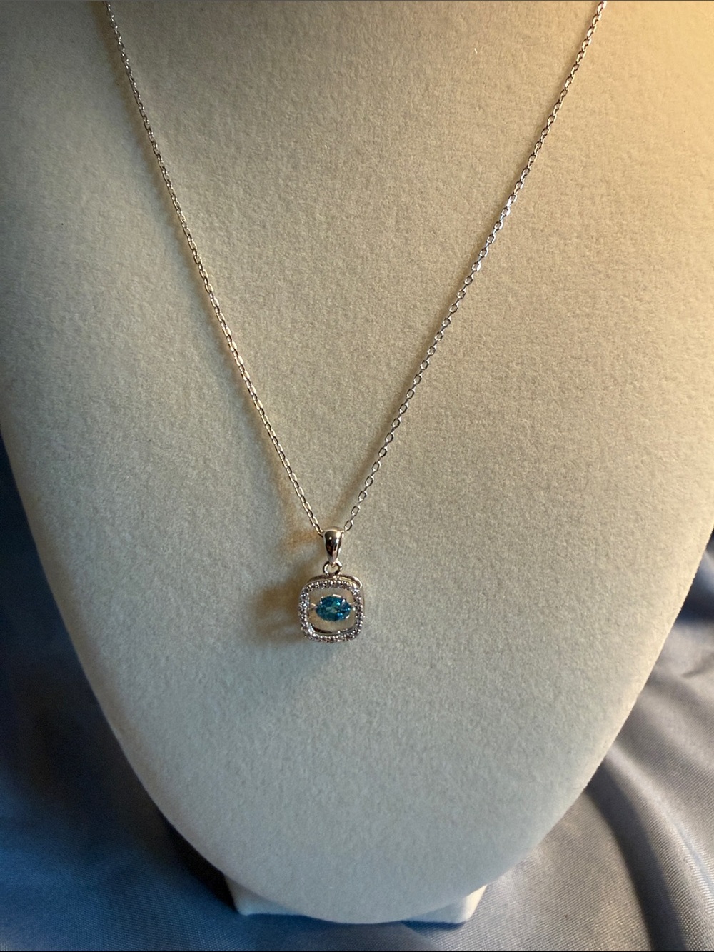 Silver Necklace with Blue Gemstone Pendant dancing Stone style